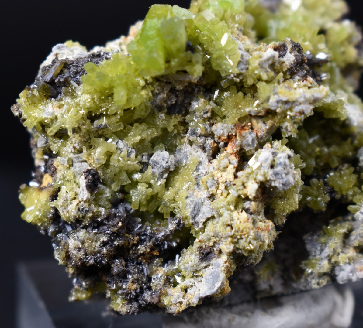 Lustrous Apple Green Pyromorphite Crystal - Daoping Mine, China - Rare - 32.2 grams