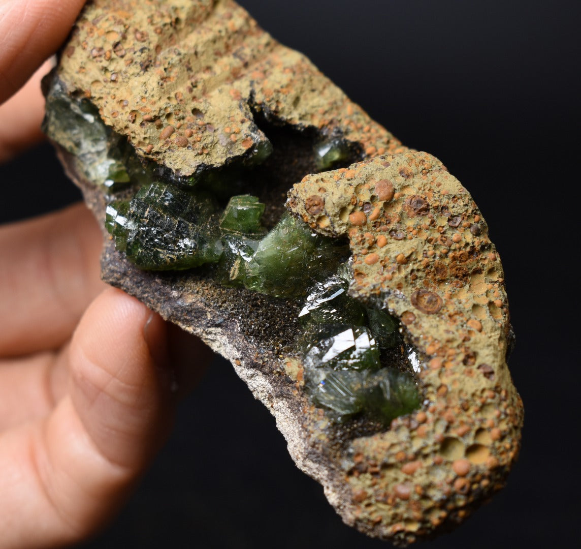 Rare Lustrous Green Ludlamite in Vug ? Cabe�a do Cachorro, Brazil - 92 grams