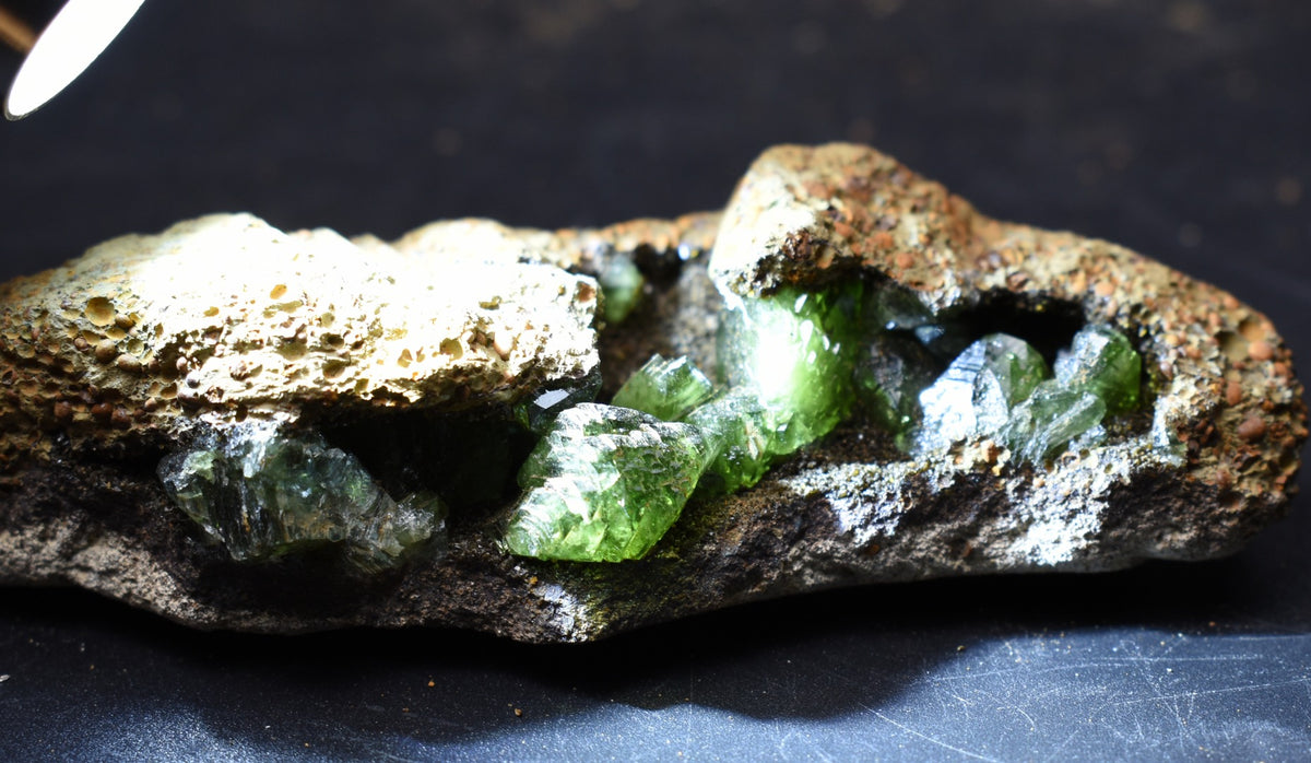 Rare Lustrous Green Ludlamite in Vug ? Cabe�a do Cachorro, Brazil - 92 grams