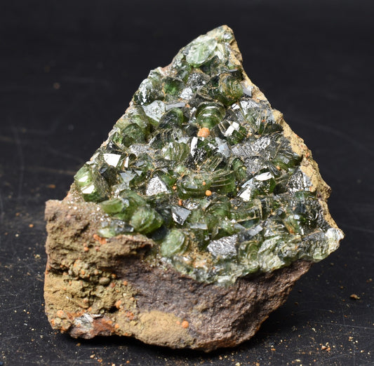 Rare Lustrous Green Ludlamite in Vug ? Cabe�a do Cachorro, Brazil - 456 grams