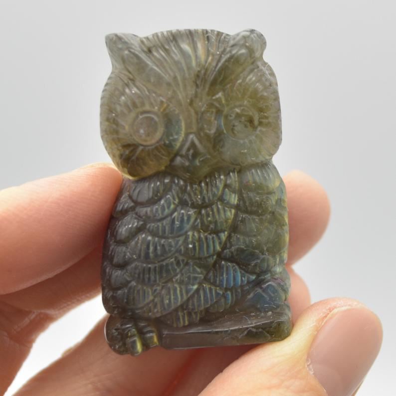 Labradorite Owl - 31 grams - 4.5cm x 2.5cm x 1.3cm - #04