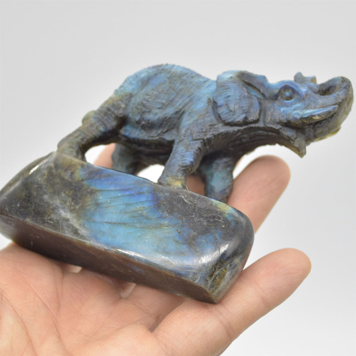 Labradorite Elephant - 8cm x 8cm x 3cm - 222 grams