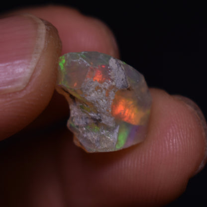 Ethiopian Welo Rough Opal Top Grade Specimen - 5.4ct weight #48