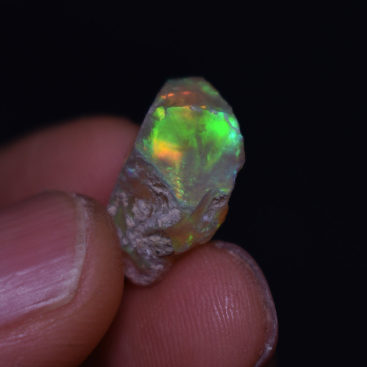 Ethiopian Welo Rough Opal Top Grade Specimen - 7ct weight #52