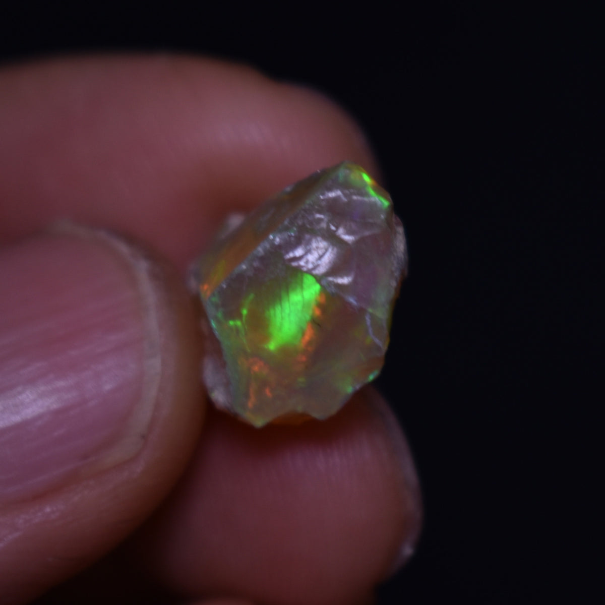 Ethiopian Welo Rough Opal Top Grade Specimen - 7ct weight #52