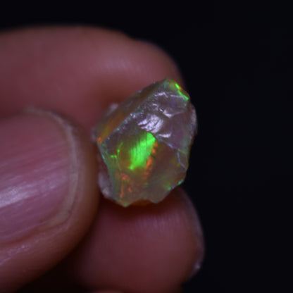 Ethiopian Welo Rough Opal Top Grade Specimen - 7ct weight #52
