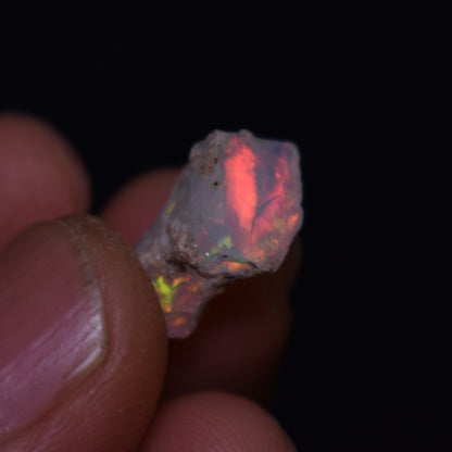 Ethiopian Welo Rough Opal Top Grade Specimen - 7.7ct weight #83