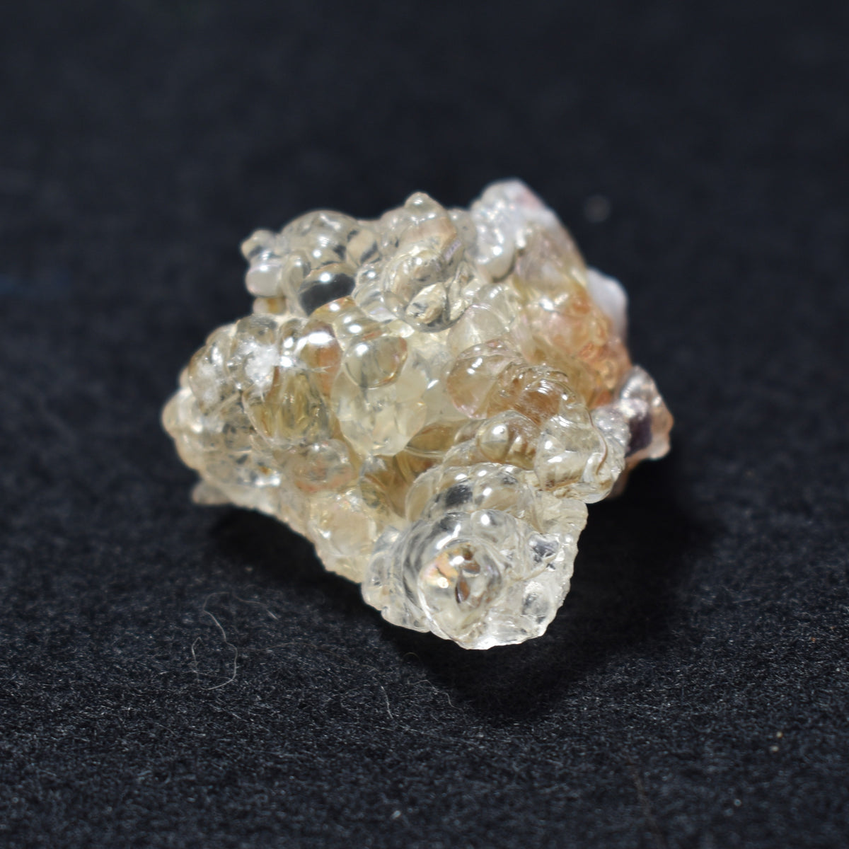 Mexican Hyalite Opal Collector Grade Specimen Stone - UV Reactive Fluorescent - 25 grams #13