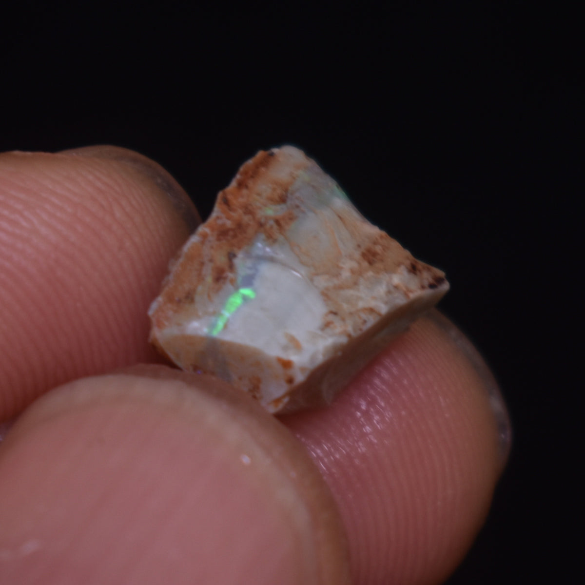 Lightning Ridge Raw Rough Opal Specimen from Australia, 4ct weight #36