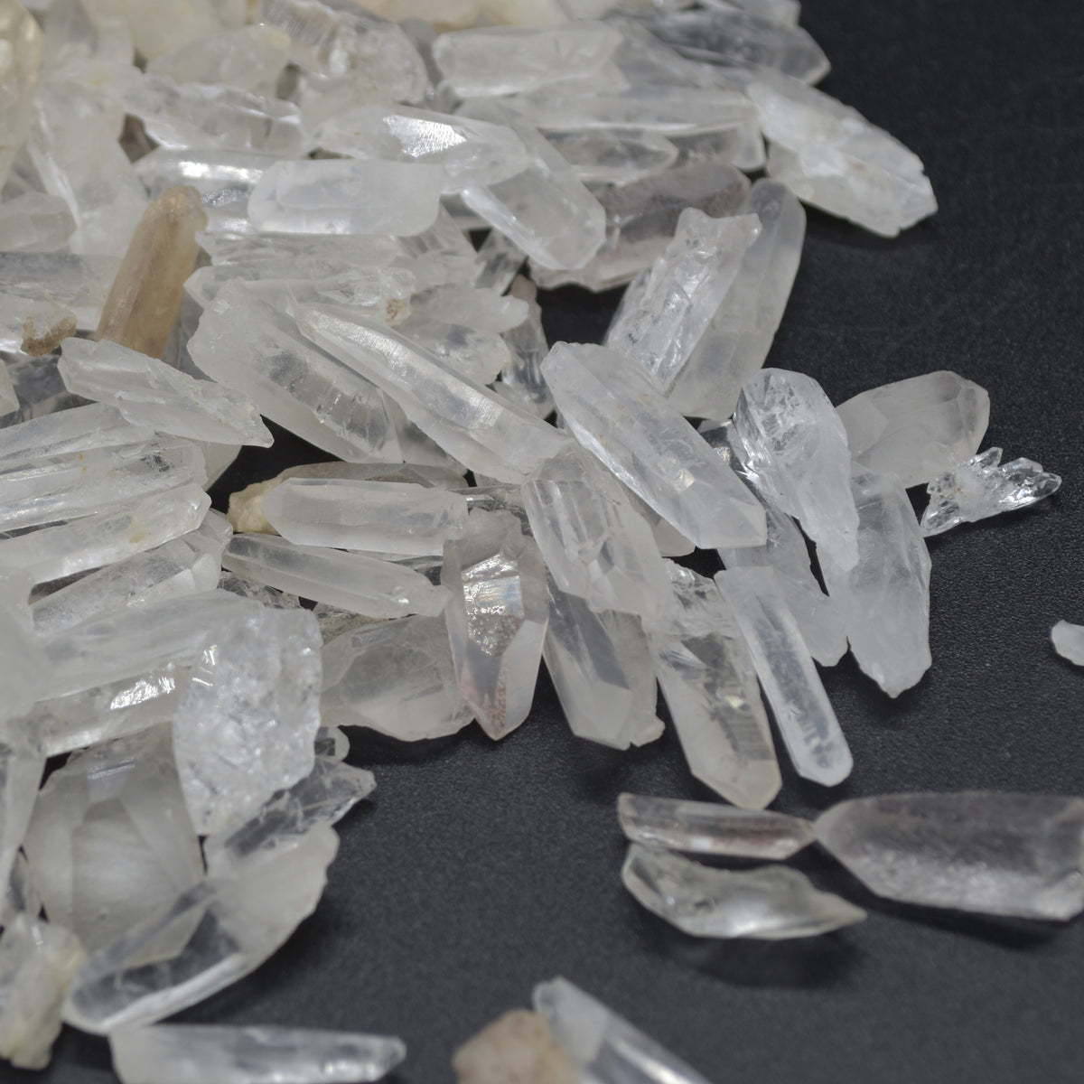 Brazil Lemurian Quartz Clear Quartz Crystal Points - Great for making Crystal Grids - 0.6cm - 2cm - 20, 50 or 90-100 grams