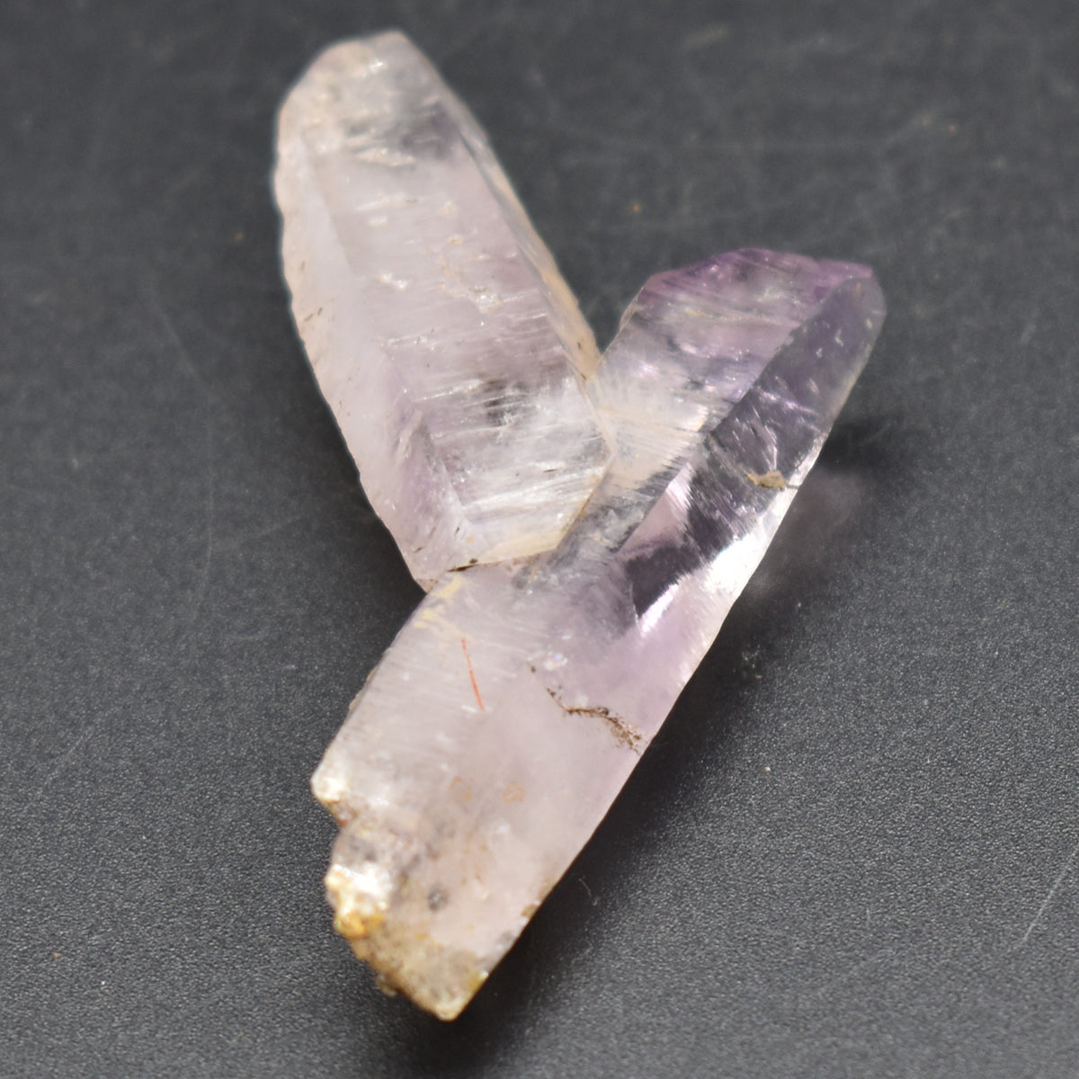 Vera Cruz Amethyst Raw Crystal Cluster - 21 grams - #22