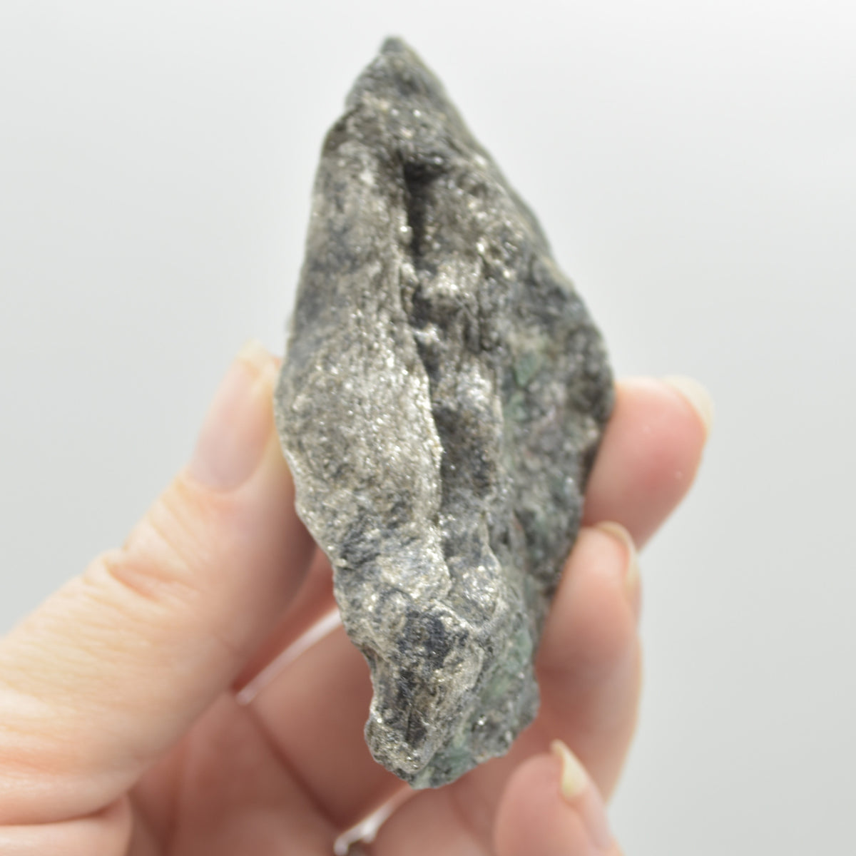 Raw Rough Emerald Crystal Specimen Rock - 103.7 grams #09