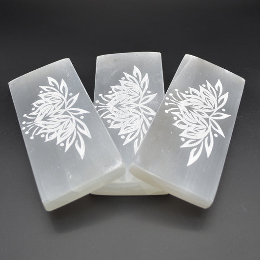 Large Selenite Charging Plate with Lotus Flower - 20cm - 1 Count