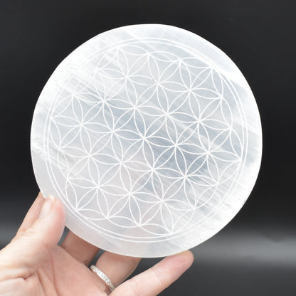 Selenite Flower Grid Round Charging Plate - 1 Count - 6 Sizes