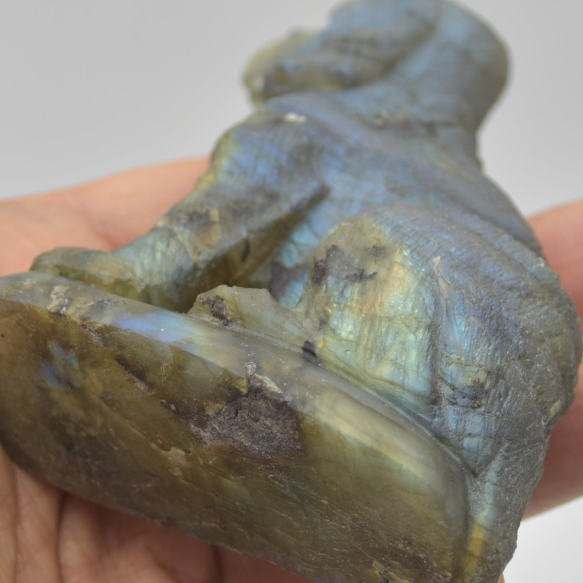 Labradorite Sitting Blood Hound Dog - 9cm x 6.5cm x 3cm - 227 grams #01