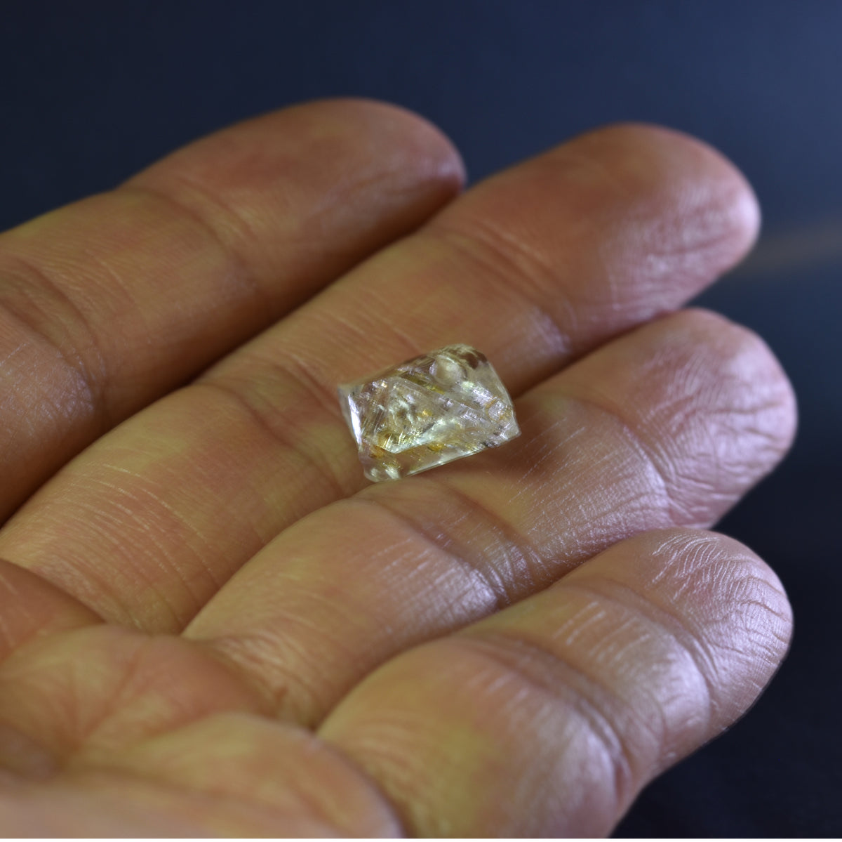 Golden Enhydro Petroleum Oil Diamond Quartz UV Fluorescent with Moving Bubble from Pakistan - 6.8ct #04
