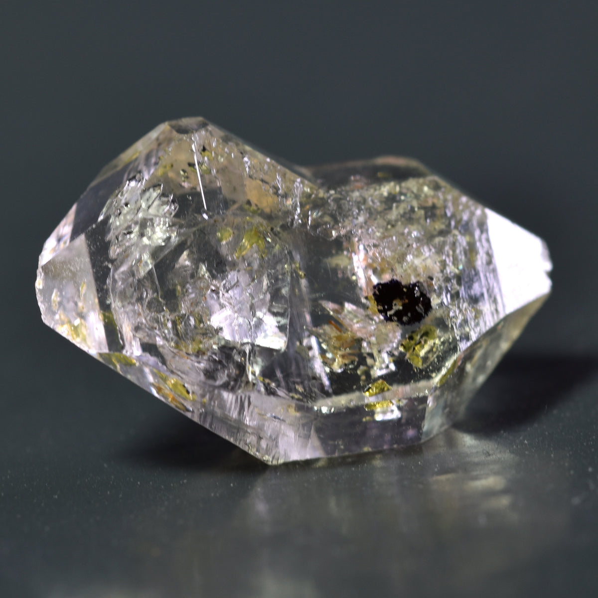 Golden Enhydro Petroleum Oil Diamond Quartz UV Fluorescent with Moving Bubble from Pakistan - 9.5ct #09