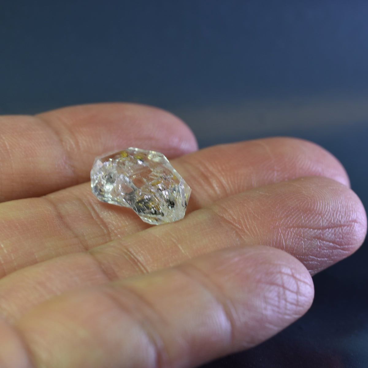 Golden Enhydro Petroleum Oil Diamond Quartz UV Fluorescent with Moving Bubble from Pakistan - 9.5ct #09