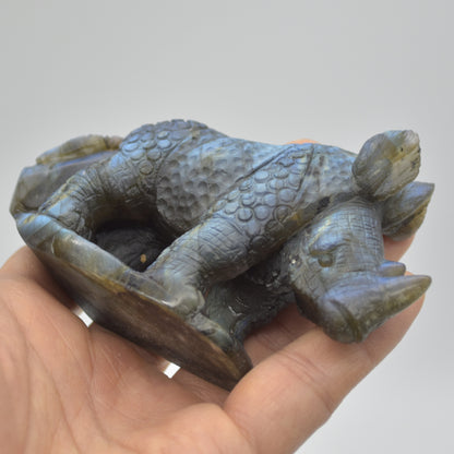 Labradorite Crystal Rhinoceros - 6.5cm x 9.5cm x 3cm - 182 grams #05