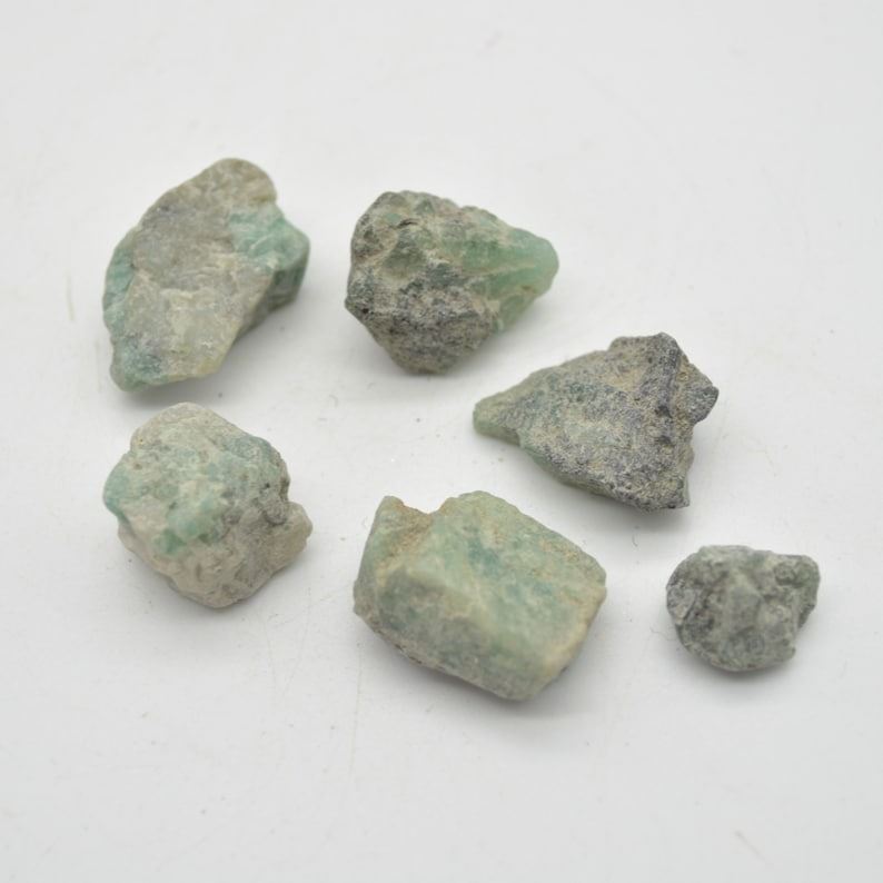 Raw Emerald Specimen Rocks - 6 Count - lot 07